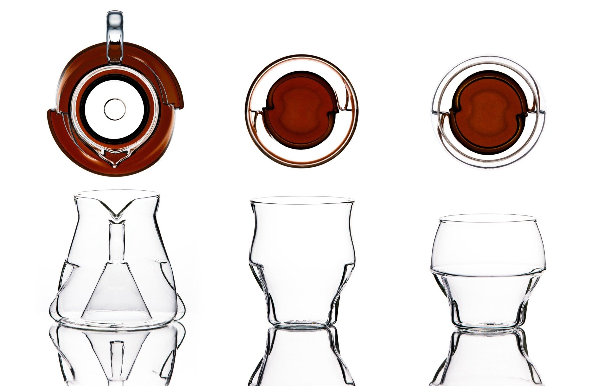 Набор из стеклянных кружек Avensi Wave Sensory Drinkware с кофе внутри, вид сверху и сбоку